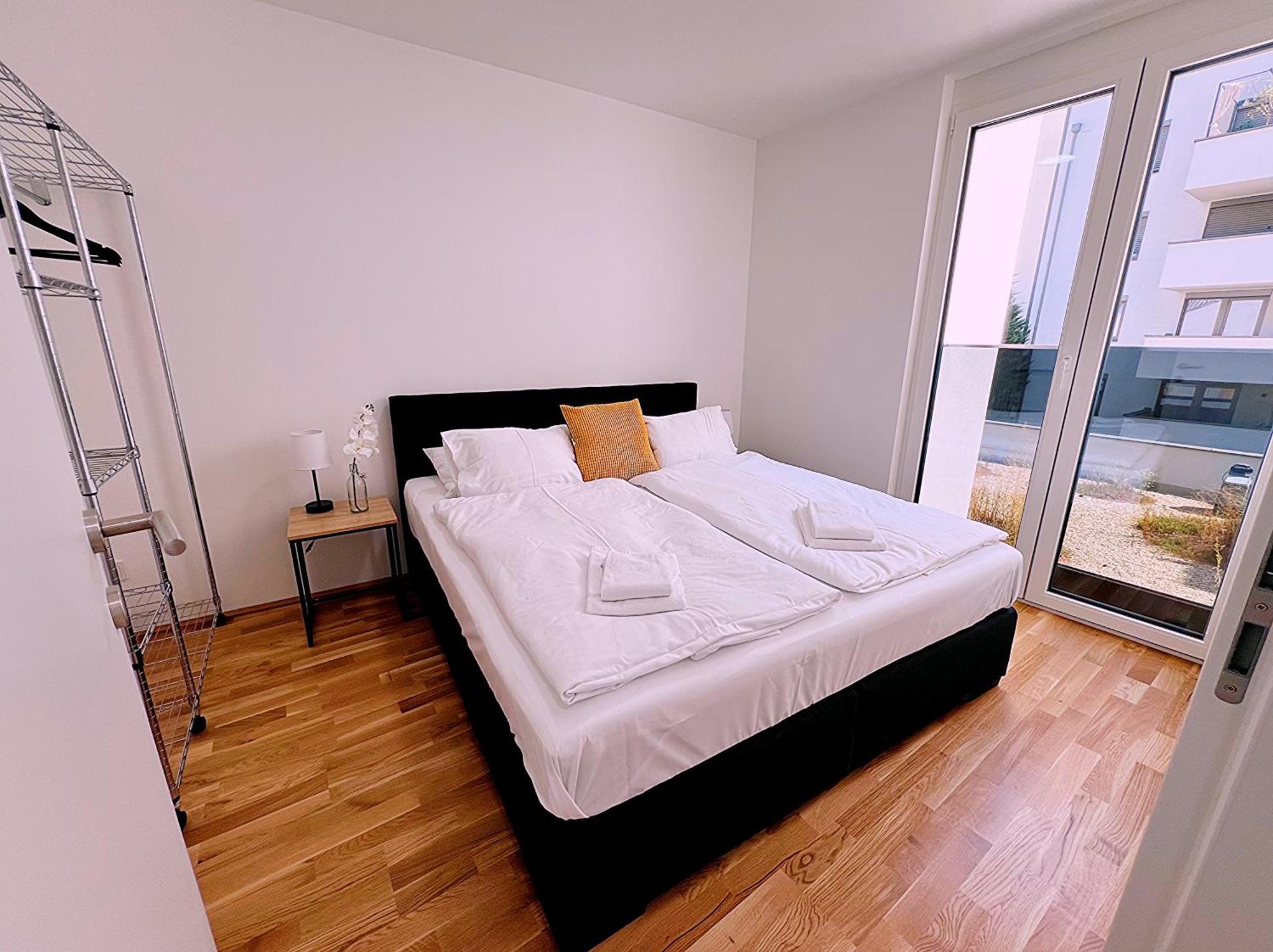 Modern, New, Next To Metro - Gg13 Apartments Вена Экстерьер фото